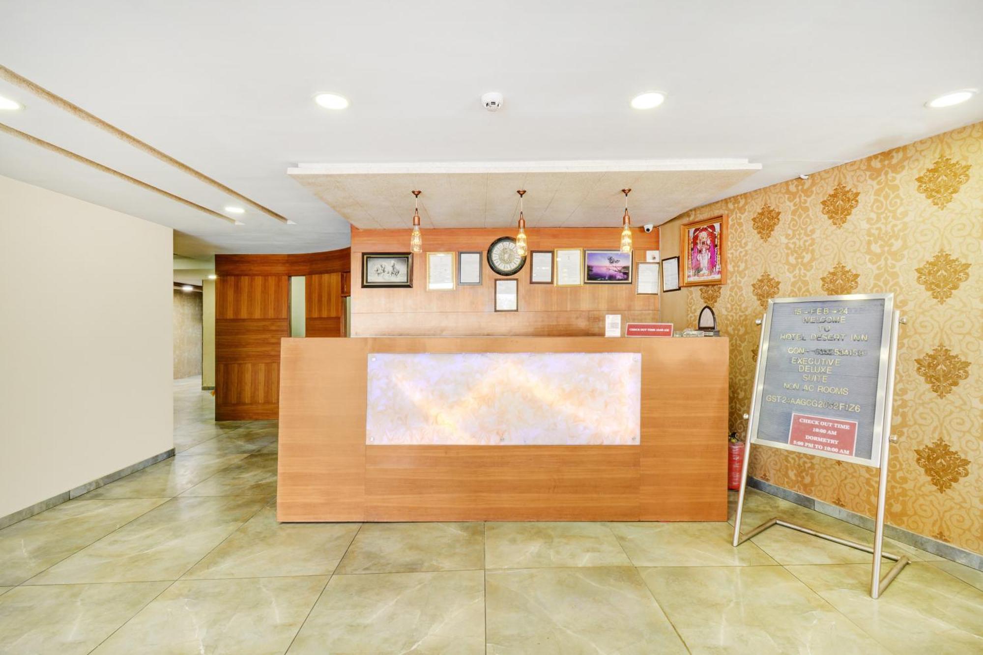 Hotel Desert Inn Tharad Exterior foto